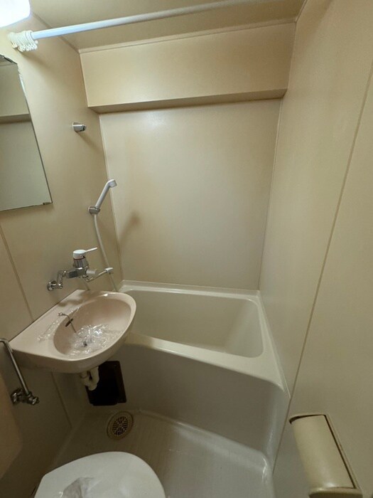 物件内観写真13　(洗面)