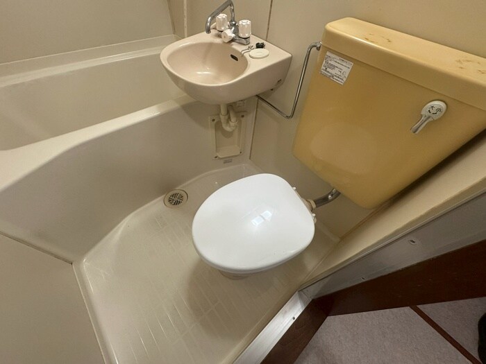 物件内観写真11　(トイレ)