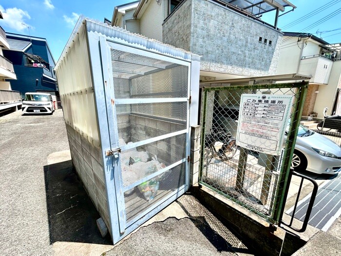 物件外観写真6　(建物設備)