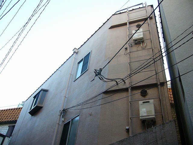 ドムス江坂の物件外観写真