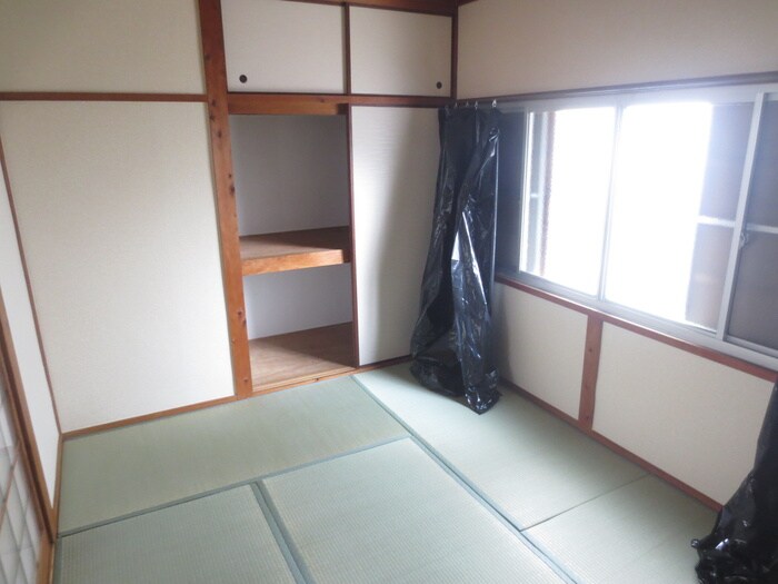 物件内観写真10　(居室)