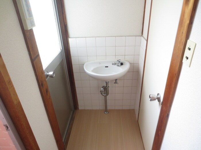 物件内観写真12　(洗面)