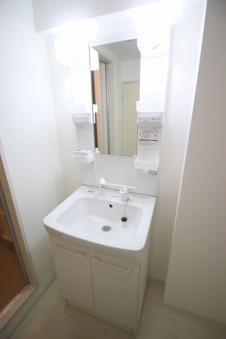 物件内観写真11　(洗面)