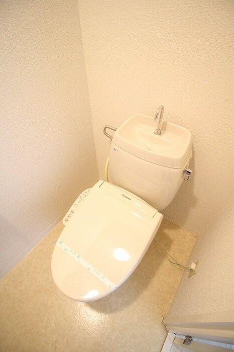 物件内観写真13　(トイレ)