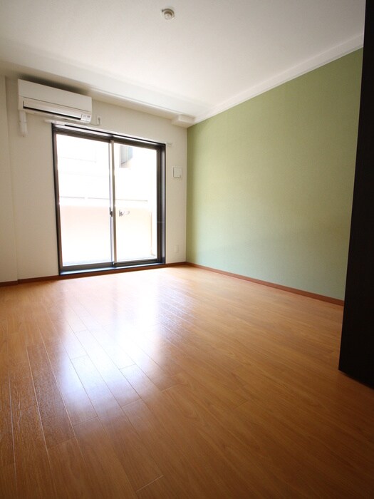 物件内観写真19　(居室)