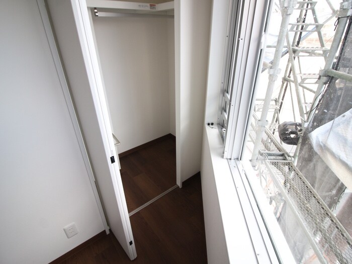 物件内観写真10　(収納)