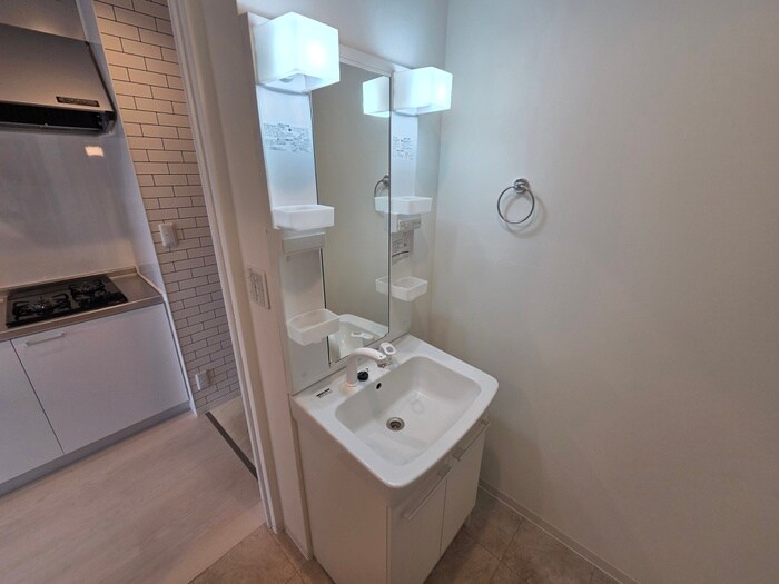 物件内観写真10　(洗面)