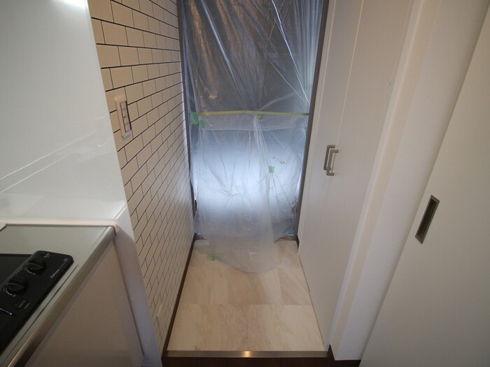 物件内観写真11　(玄関)