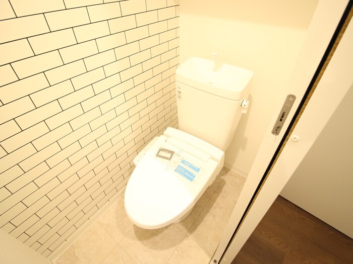 物件内観写真15　(トイレ)