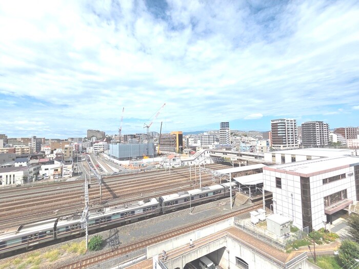 物件内観写真19　(室内からの展望)