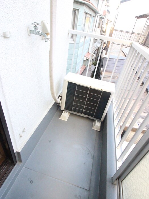 物件内観写真15　(洗濯機置場)