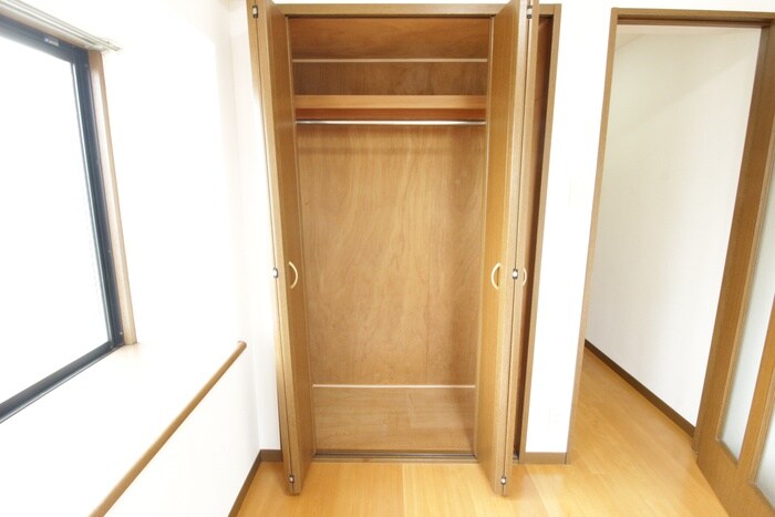 物件内観写真12　(収納)