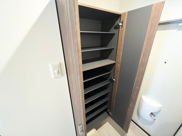 物件内観写真19　(靴箱)