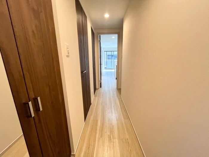 物件内観写真20　(廊下)