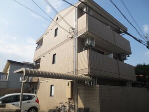シャルマンフジ貝塚弐番館外観写真