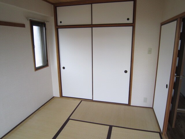 物件内観写真11　(居室)