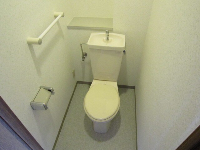 物件内観写真15　(トイレ)