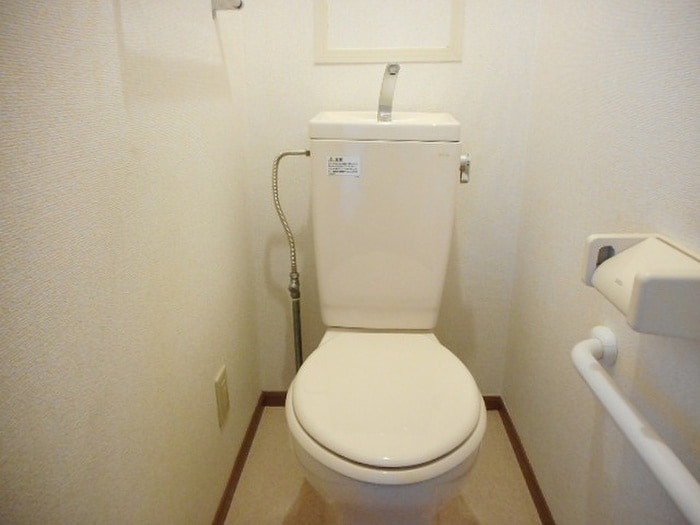 物件内観写真12　(トイレ)