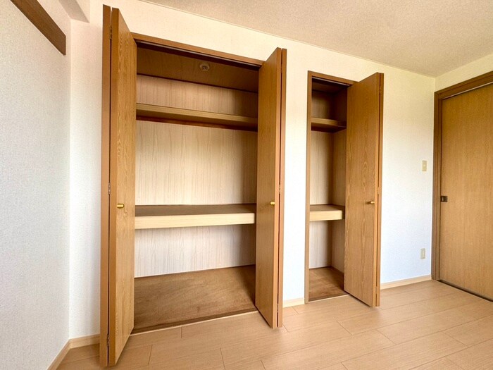 物件内観写真13　(収納)