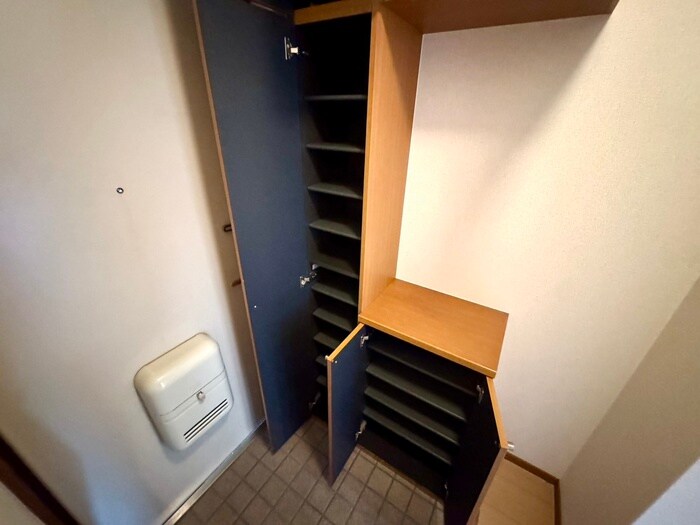 物件内観写真14　(靴箱)