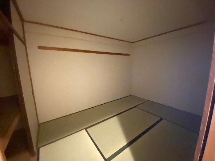 物件内観写真11　(居室)