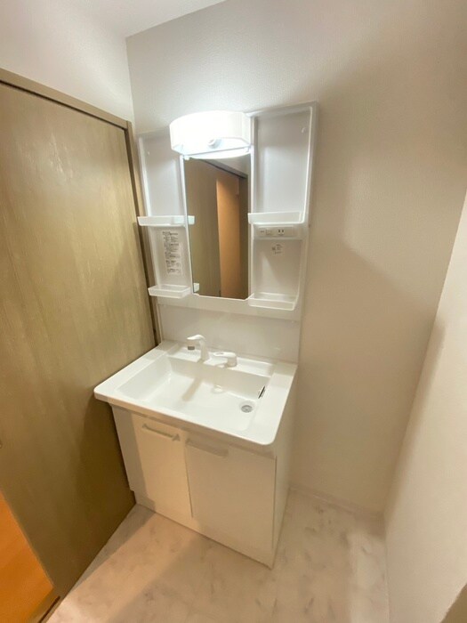 物件内観写真13　(洗面)