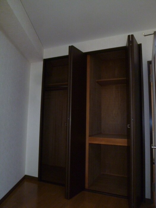 物件内観写真13　(収納)