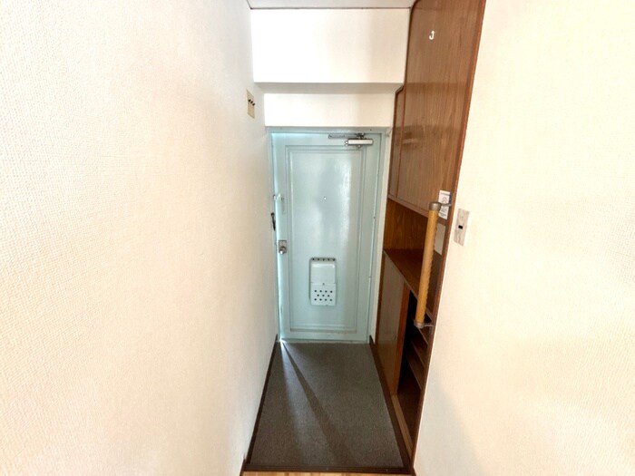 物件内観写真19　(玄関)