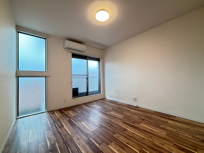 物件内観写真12　(居室)