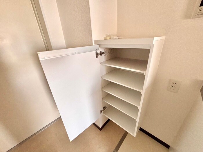 物件内観写真14　(靴箱)