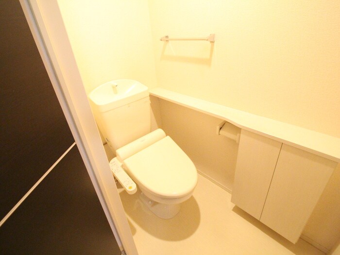 物件内観写真12　(トイレ)