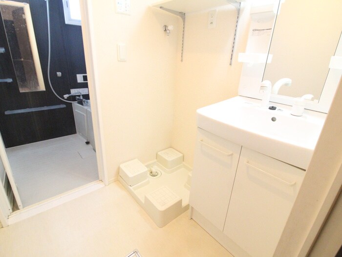 物件内観写真20　(洗濯機置場)