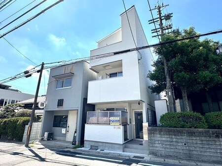 プルミエール椥辻外観写真