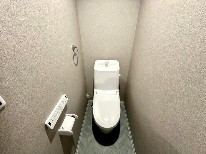 物件内観写真13　(トイレ)