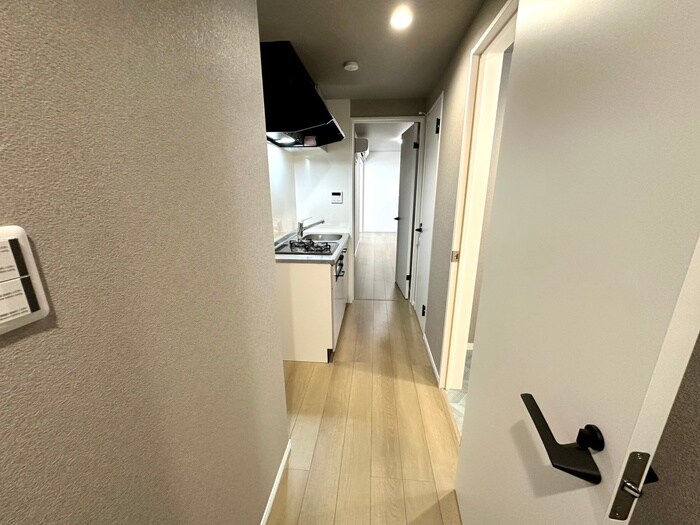 物件内観写真17　(廊下)