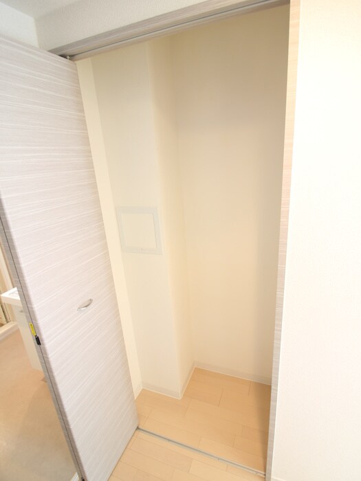 物件内観写真18　(収納)