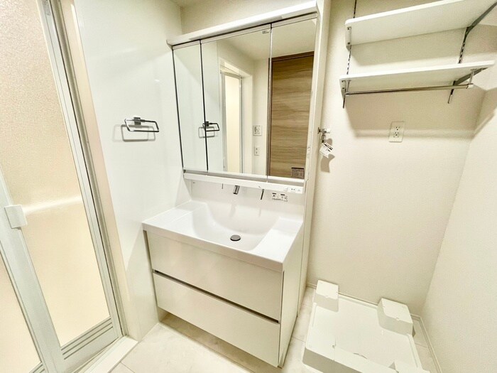 物件内観写真11　(洗面)