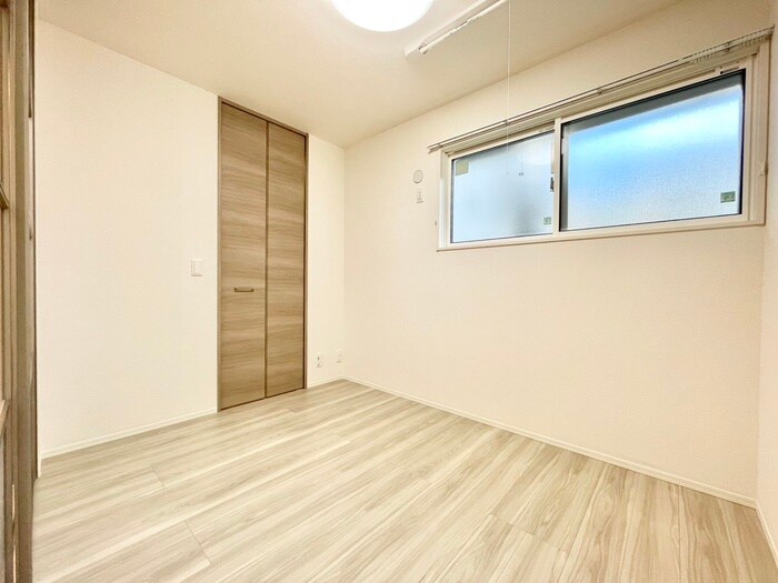 物件内観写真13　(居室)
