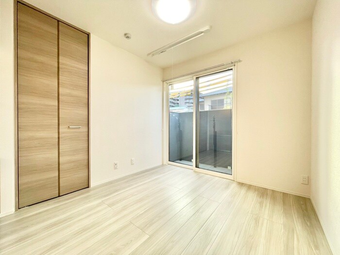 物件内観写真14　(居室)