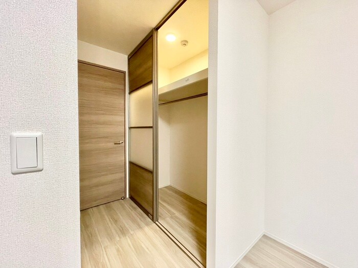 物件内観写真16　(収納)