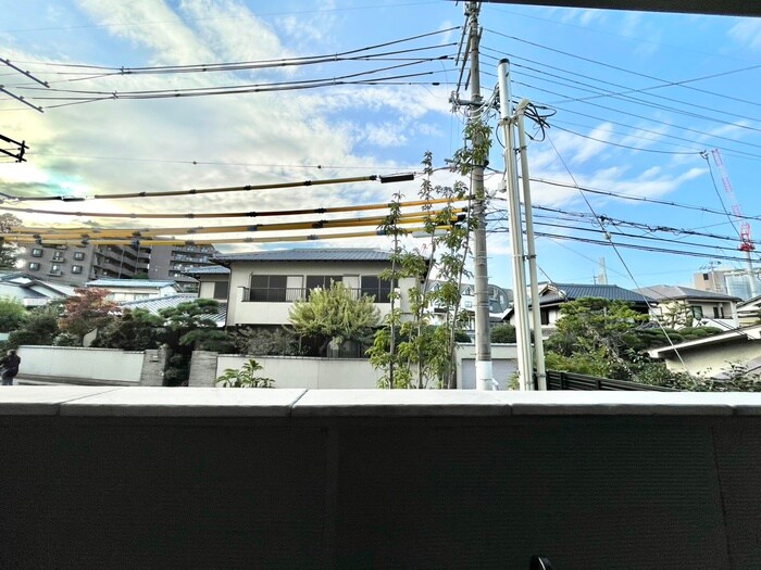 物件内観写真20　(室内からの展望)