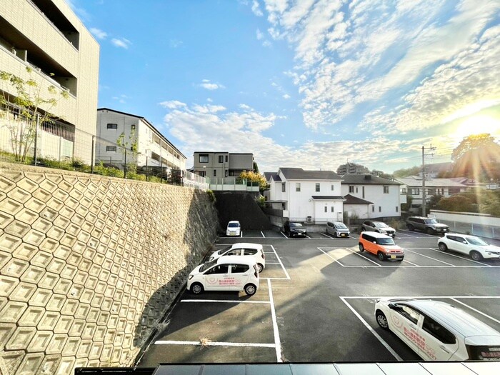 物件内観写真20　(玄関)