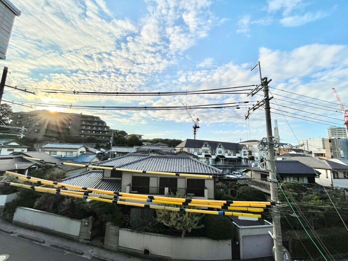 物件内観写真20　(室内からの展望)