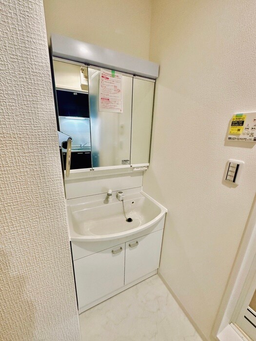 物件内観写真13　(洗面)