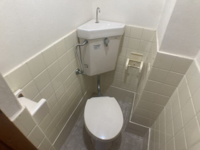 物件内観写真10　(トイレ)
