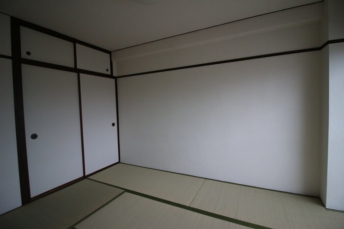 物件内観写真11　(居室)