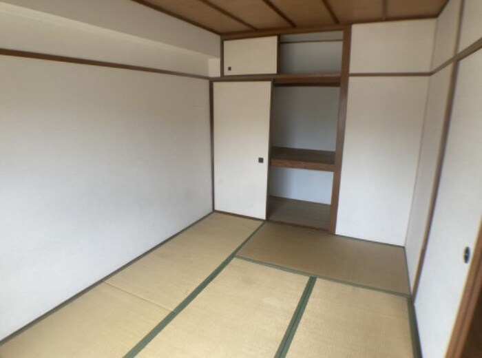 物件内観写真15　(居室)