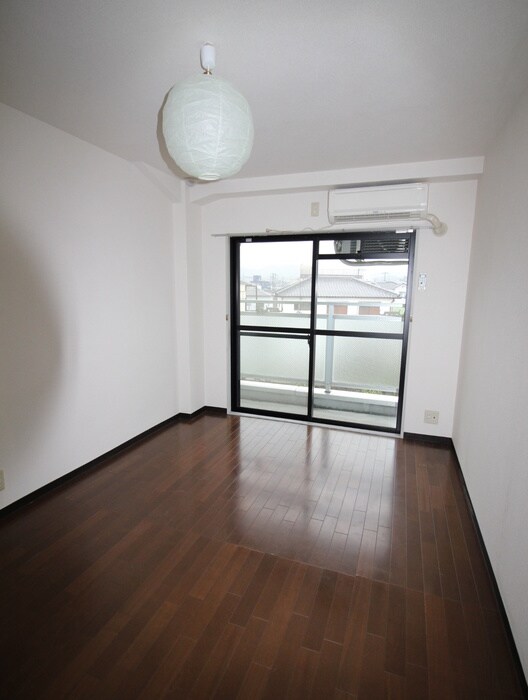 物件内観写真15　(居室)