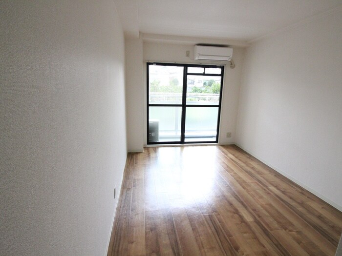 物件内観写真18　(居室)