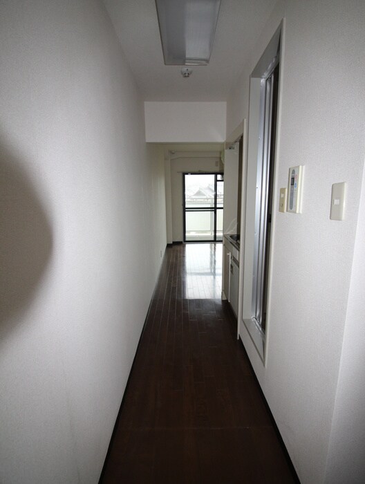 物件内観写真21　(廊下)